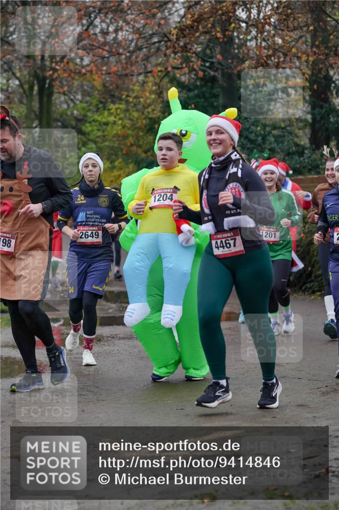 07.12.2025 - St. Pauli X-Mass-Run No. 15 Michael Burmester http://msf.ph/oto/9414846 07.12.2025 10:05:43 Laufen 5, 198, 24, 5, 2649, 1204, 70, 61, 4467, 1201 meine-sportfotos.de