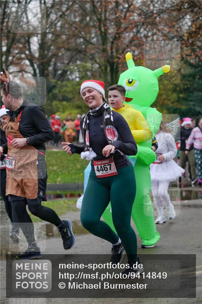 07.12.2025 - St. Pauli X-Mass-Run No. 15 Michael Burmester http://msf.ph/oto/9414849 07.12.2025 10:05:43 Laufen 25198, 15, 4467 meine-sportfotos.de