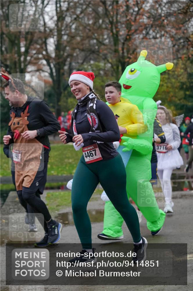07.12.2025 - St. Pauli X-Mass-Run No. 15 Michael Burmester http://msf.ph/oto/9414851 07.12.2025 10:05:44 Laufen 198, 6, 15, 4467, 3716 meine-sportfotos.de