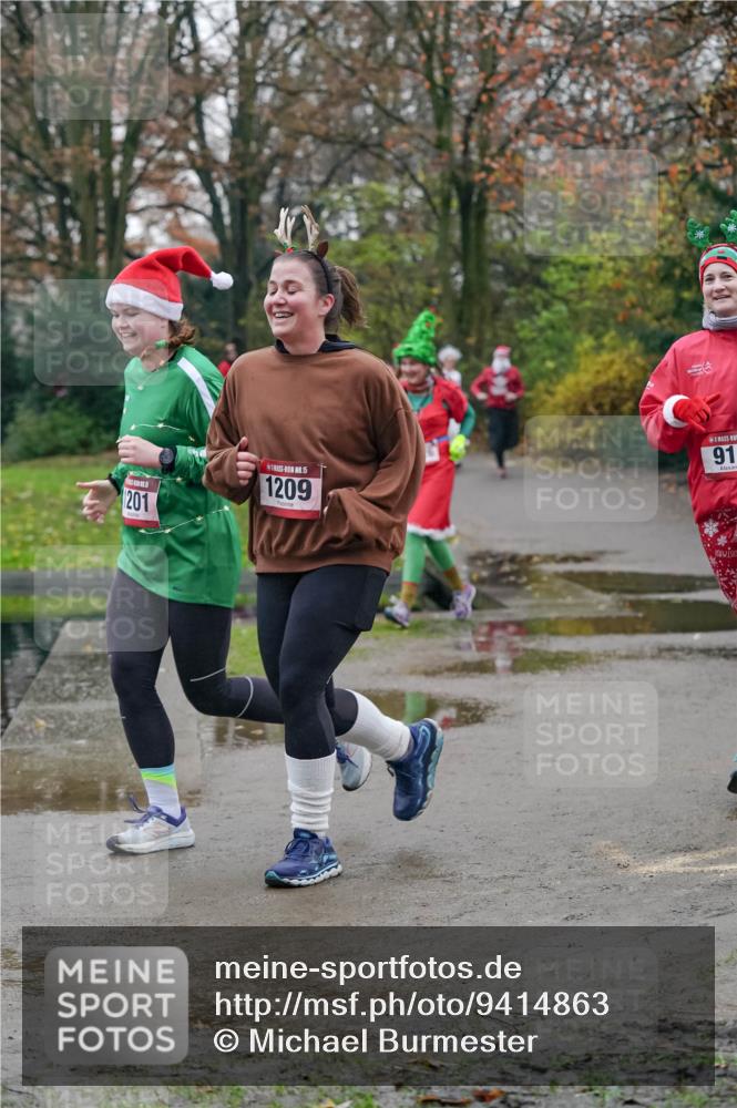 07.12.2025 - St. Pauli X-Mass-Run No. 15 Michael Burmester http://msf.ph/oto/9414863 07.12.2025 10:05:46 Laufen 201, 15, 1209, 91 meine-sportfotos.de