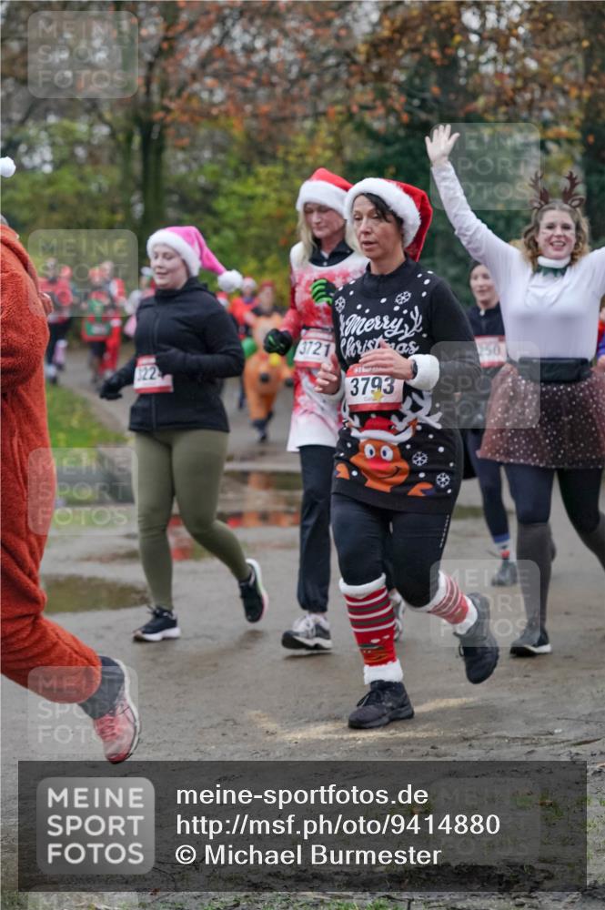 07.12.2025 - St. Pauli X-Mass-Run No. 15 Michael Burmester http://msf.ph/oto/9414880 07.12.2025 10:05:50 Laufen 1224, 3721, 3793, 250 meine-sportfotos.de