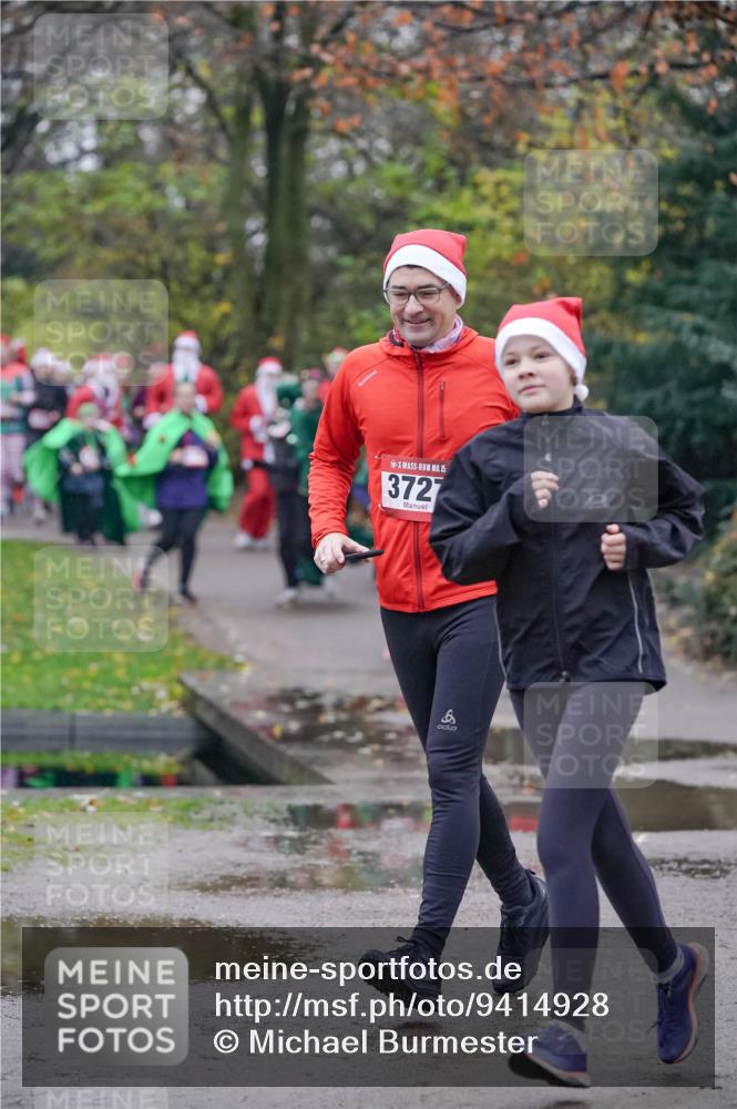 07.12.2025 - St. Pauli X-Mass-Run No. 15 Michael Burmester http://msf.ph/oto/9414928 07.12.2025 10:05:59 Laufen 15, 3727 meine-sportfotos.de