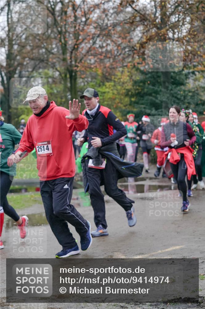 07.12.2025 - St. Pauli X-Mass-Run No. 15 Michael Burmester http://msf.ph/oto/9414974 07.12.2025 10:06:09 Laufen 2914 meine-sportfotos.de