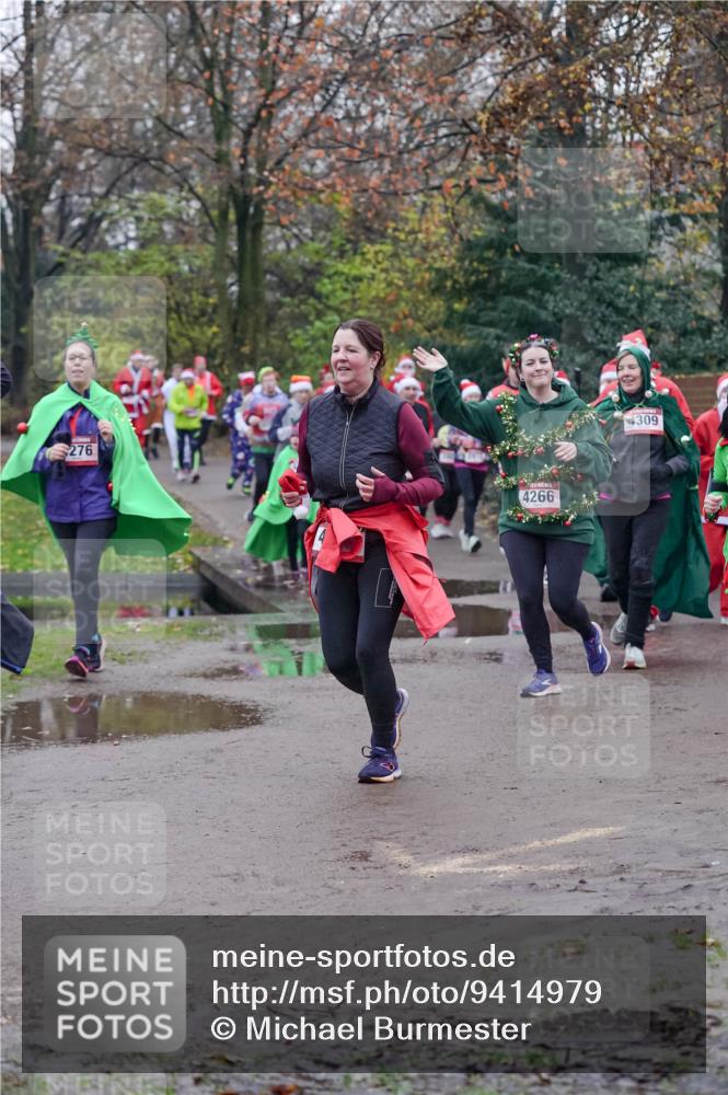 07.12.2025 - St. Pauli X-Mass-Run No. 15 Michael Burmester http://msf.ph/oto/9414979 07.12.2025 10:06:10 Laufen 276, 4266, 309 meine-sportfotos.de