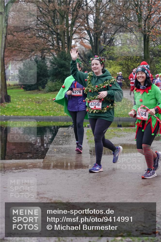 07.12.2025 - St. Pauli X-Mass-Run No. 15 Michael Burmester http://msf.ph/oto/9414991 07.12.2025 10:06:11 Laufen 4276, 4266, 264 meine-sportfotos.de