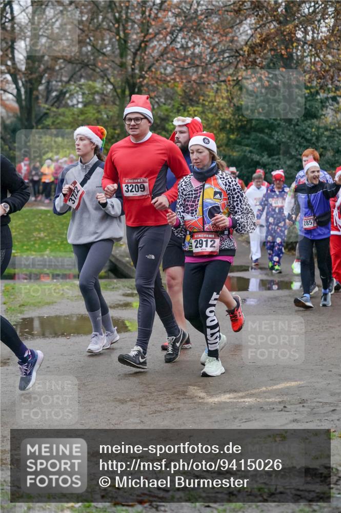 07.12.2025 - St. Pauli X-Mass-Run No. 15 Michael Burmester http://msf.ph/oto/9415026 07.12.2025 10:06:18 Laufen 15, 3209, 15, 2912, 4519, 285 meine-sportfotos.de