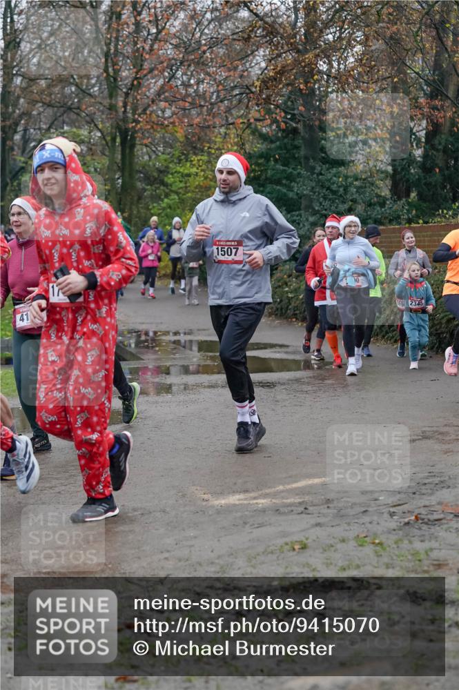 07.12.2025 - St. Pauli X-Mass-Run No. 15 Michael Burmester http://msf.ph/oto/9415070 07.12.2025 10:06:35 Laufen 41, 1507, 89, 2345 meine-sportfotos.de