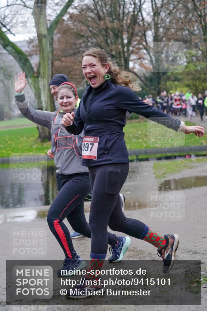 07.12.2025 - St. Pauli X-Mass-Run No. 15 Michael Burmester http://msf.ph/oto/9415101 07.12.2025 10:06:41 Laufen 897 meine-sportfotos.de