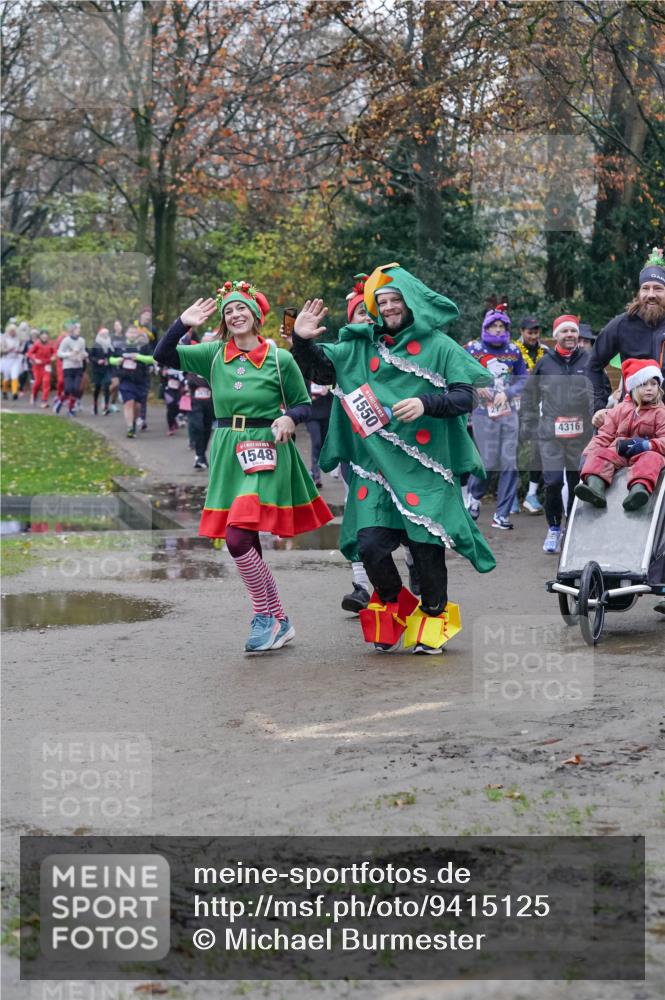 07.12.2025 - St. Pauli X-Mass-Run No. 15 Michael Burmester http://msf.ph/oto/9415125 07.12.2025 10:06:48 Laufen 1548, 1550, 213, 4316 meine-sportfotos.de