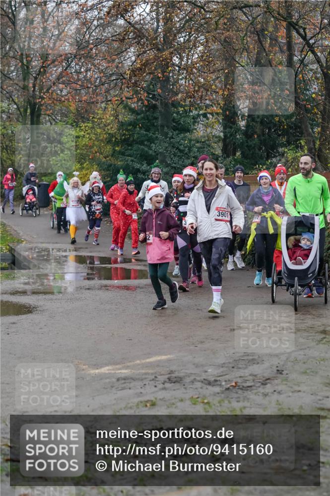 07.12.2025 - St. Pauli X-Mass-Run No. 15 Michael Burmester http://msf.ph/oto/9415160 07.12.2025 10:06:58 Laufen 1329, 2379, 3901 meine-sportfotos.de