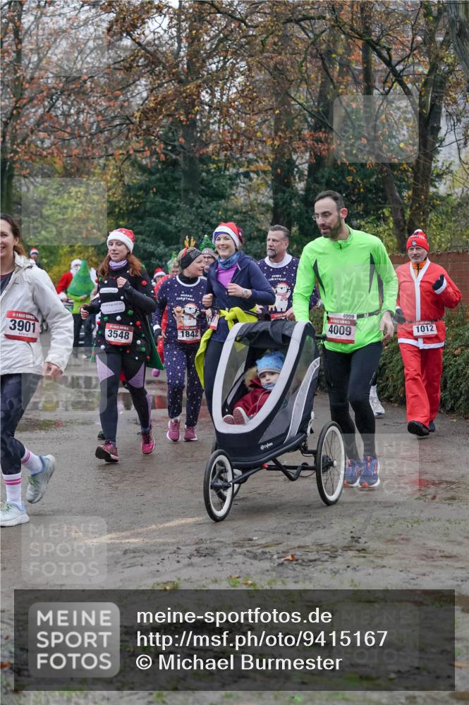 07.12.2025 - St. Pauli X-Mass-Run No. 15 Michael Burmester http://msf.ph/oto/9415167 07.12.2025 10:07:00 Laufen 3901, 3548, 1842, 4009, 4009, 1012 meine-sportfotos.de