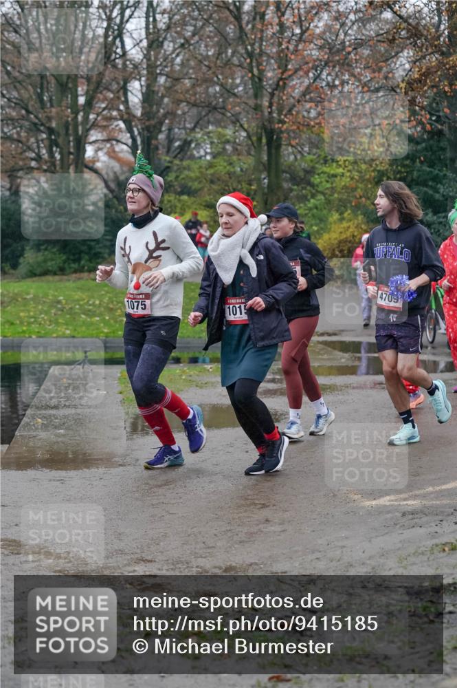 07.12.2025 - St. Pauli X-Mass-Run No. 15 Michael Burmester http://msf.ph/oto/9415185 07.12.2025 10:07:03 Laufen 1075, 1015, 4709, 45 meine-sportfotos.de
