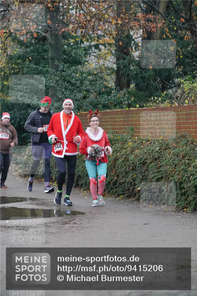 07.12.2025 - St. Pauli X-Mass-Run No. 15 Michael Burmester http://msf.ph/oto/9415206 07.12.2025 10:07:16 Laufen 4758, 33, 444 meine-sportfotos.de