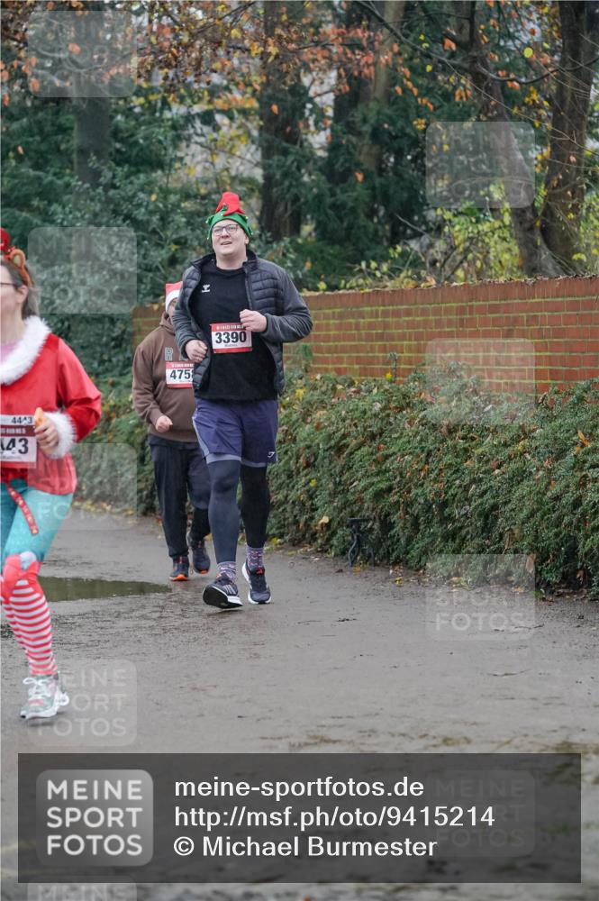 07.12.2025 - St. Pauli X-Mass-Run No. 15 Michael Burmester http://msf.ph/oto/9415214 07.12.2025 10:07:20 Laufen 443, 43, 475, 3390 meine-sportfotos.de