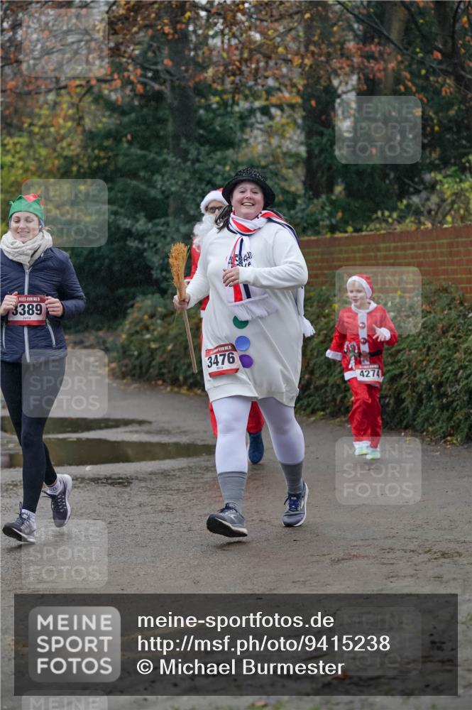 07.12.2025 - St. Pauli X-Mass-Run No. 15 Michael Burmester http://msf.ph/oto/9415238 07.12.2025 10:07:34 Laufen 15, 3389, 3476, 4274 meine-sportfotos.de