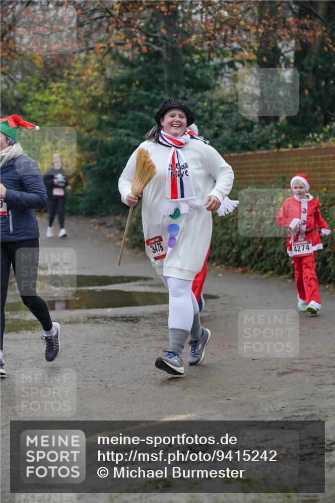 07.12.2025 - St. Pauli X-Mass-Run No. 15 Michael Burmester http://msf.ph/oto/9415242 07.12.2025 10:07:34 Laufen 3476, 4274 meine-sportfotos.de
