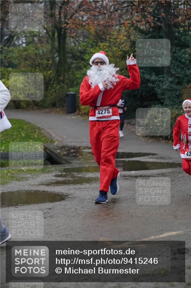 07.12.2025 - St. Pauli X-Mass-Run No. 15 Michael Burmester http://msf.ph/oto/9415246 07.12.2025 10:07:36 Laufen 15, 4275, 42 meine-sportfotos.de
