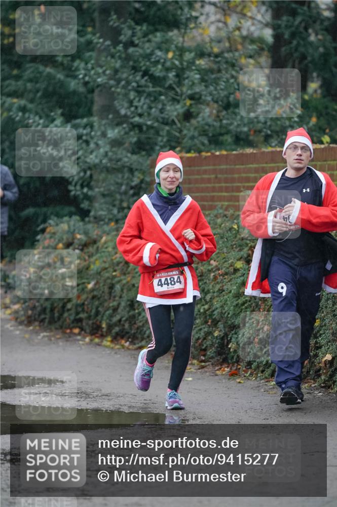 07.12.2025 - St. Pauli X-Mass-Run No. 15 Michael Burmester http://msf.ph/oto/9415277 07.12.2025 10:07:55 Laufen 5, 4484, 9 meine-sportfotos.de