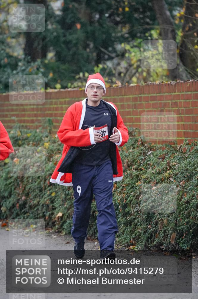 07.12.2025 - St. Pauli X-Mass-Run No. 15 Michael Burmester http://msf.ph/oto/9415279 07.12.2025 10:07:56 Laufen 45 meine-sportfotos.de