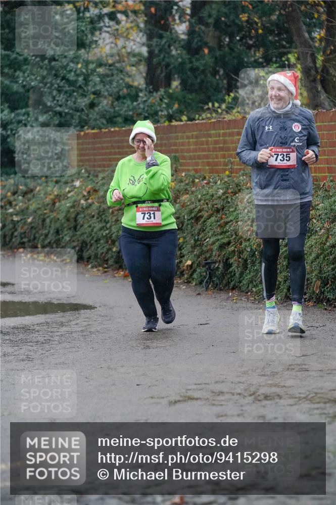 07.12.2025 - St. Pauli X-Mass-Run No. 15 Michael Burmester http://msf.ph/oto/9415298 07.12.2025 10:08:02 Laufen 731, 5, 735 meine-sportfotos.de