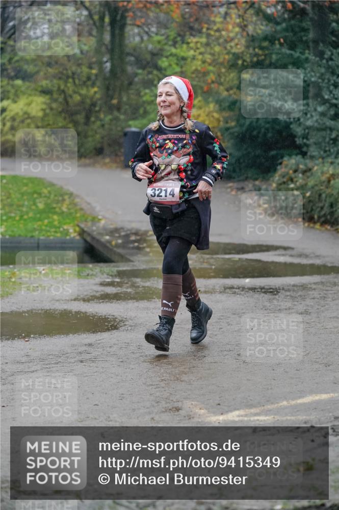 07.12.2025 - St. Pauli X-Mass-Run No. 15 Michael Burmester http://msf.ph/oto/9415349 07.12.2025 10:08:30 Laufen 15, 3214 meine-sportfotos.de