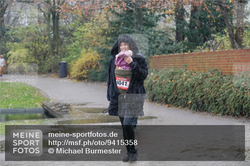 07.12.2025 - St. Pauli X-Mass-Run No. 15 Michael Burmester http://msf.ph/oto/9415358 07.12.2025 10:09:50 Laufen 15, 4041 meine-sportfotos.de