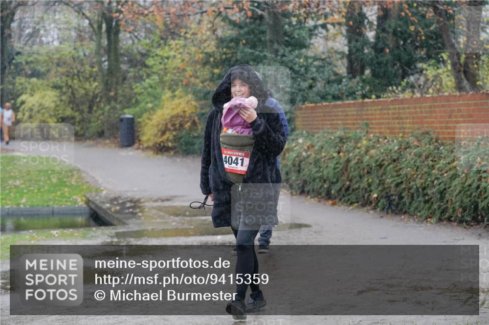 07.12.2025 - St. Pauli X-Mass-Run No. 15 Michael Burmester http://msf.ph/oto/9415359 07.12.2025 10:09:50 Laufen 15, 4041 meine-sportfotos.de
