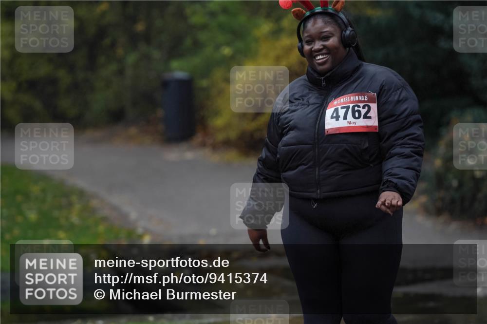07.12.2025 - St. Pauli X-Mass-Run No. 15 Michael Burmester http://msf.ph/oto/9415374 07.12.2025 10:11:10 Laufen 15, 4762 meine-sportfotos.de