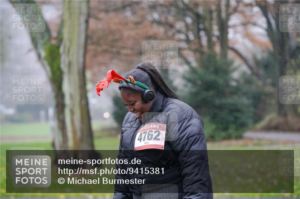 07.12.2025 - St. Pauli X-Mass-Run No. 15 Michael Burmester http://msf.ph/oto/9415381 07.12.2025 10:11:12 Laufen 15, 4762 meine-sportfotos.de