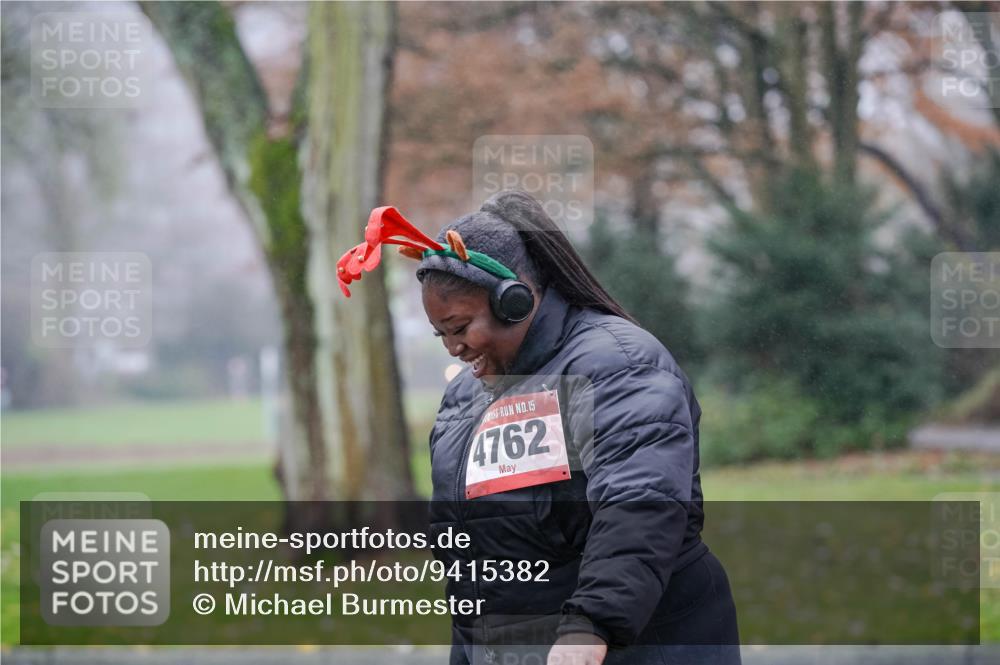 07.12.2025 - St. Pauli X-Mass-Run No. 15 Michael Burmester http://msf.ph/oto/9415382 07.12.2025 10:11:12 Laufen 15, 4762 meine-sportfotos.de