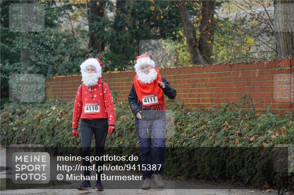 07.12.2025 - St. Pauli X-Mass-Run No. 15 Michael Burmester http://msf.ph/oto/9415387 07.12.2025 10:11:36 Laufen 4110, 15, 4111 meine-sportfotos.de