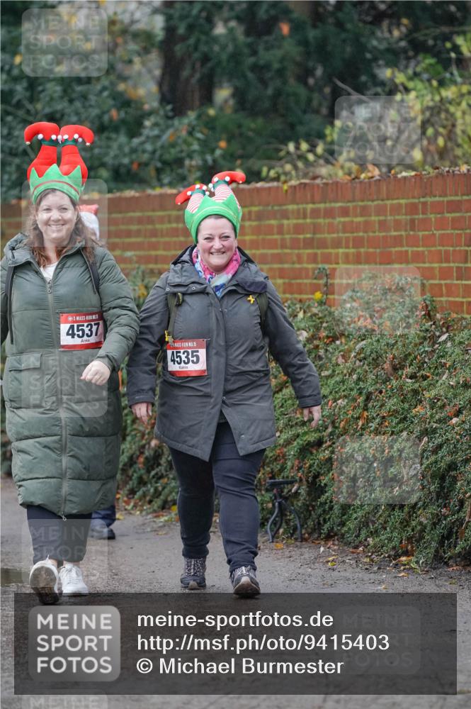 07.12.2025 - St. Pauli X-Mass-Run No. 15 Michael Burmester http://msf.ph/oto/9415403 07.12.2025 10:12:20 Laufen 4537, 15, 4535 meine-sportfotos.de