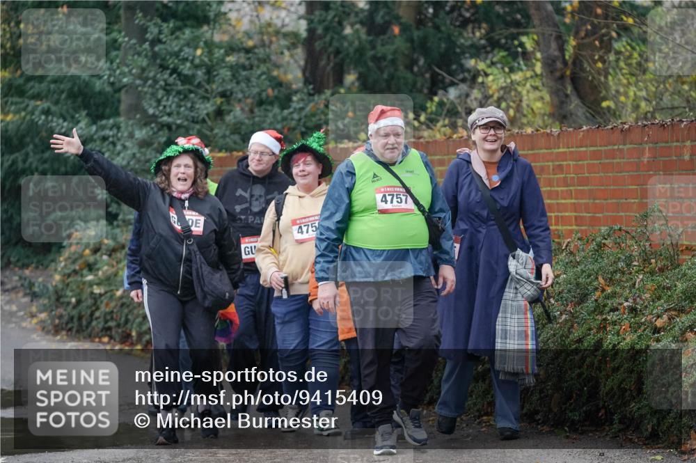 07.12.2025 - St. Pauli X-Mass-Run No. 15 Michael Burmester http://msf.ph/oto/9415409 07.12.2025 10:12:33 Laufen 475, 4757 meine-sportfotos.de