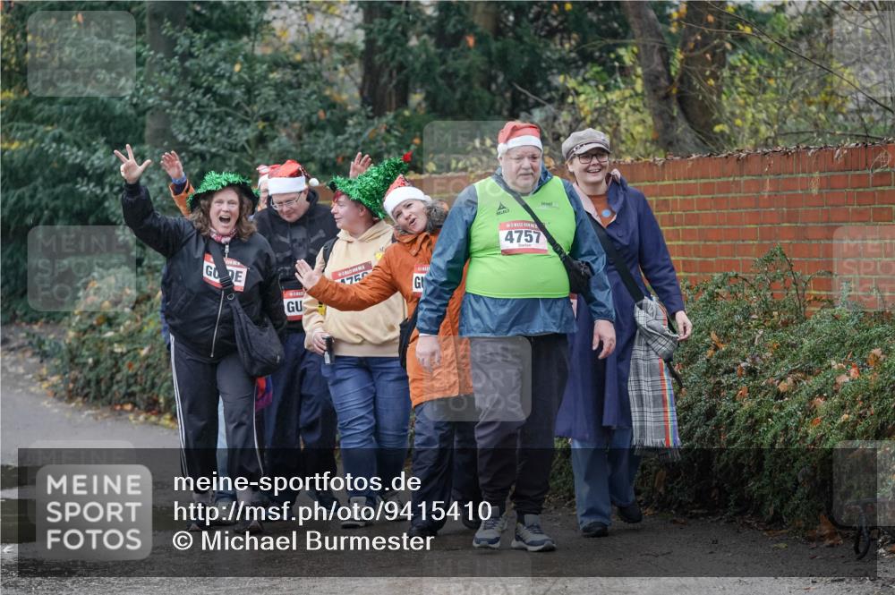07.12.2025 - St. Pauli X-Mass-Run No. 15 Michael Burmester http://msf.ph/oto/9415410 07.12.2025 10:12:33 Laufen 750, 4757 meine-sportfotos.de