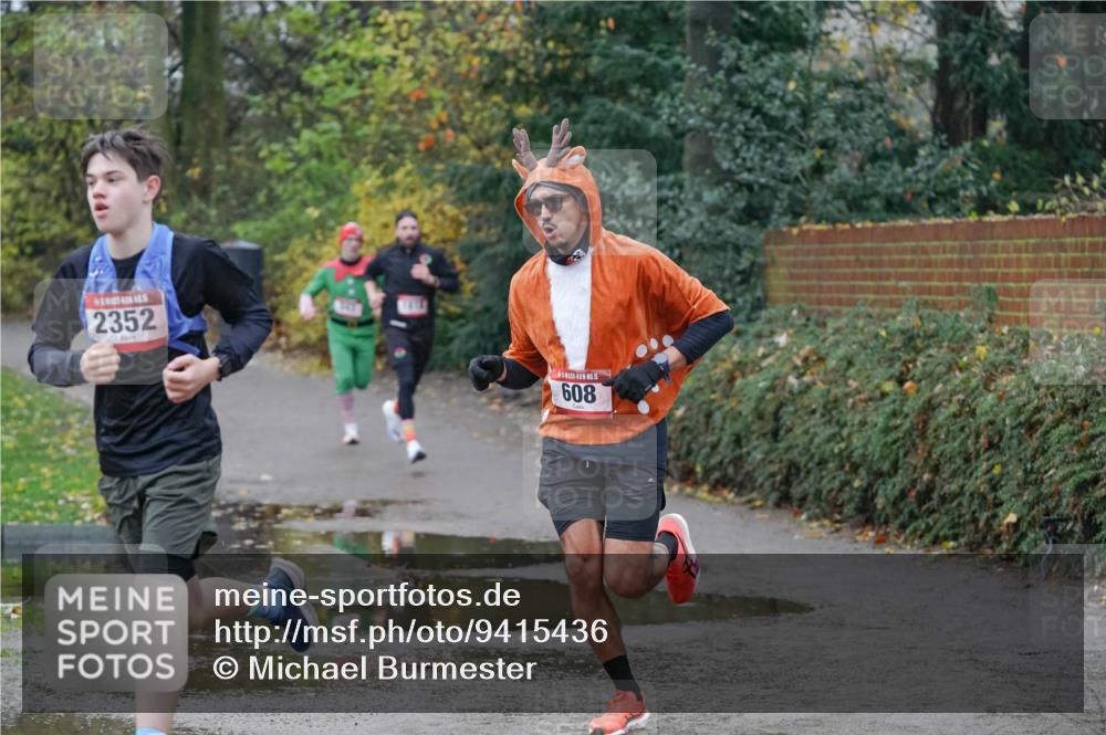 07.12.2025 - St. Pauli X-Mass-Run No. 15 Michael Burmester http://msf.ph/oto/9415436 07.12.2025 10:17:57 Laufen 2352, 15, 608 meine-sportfotos.de
