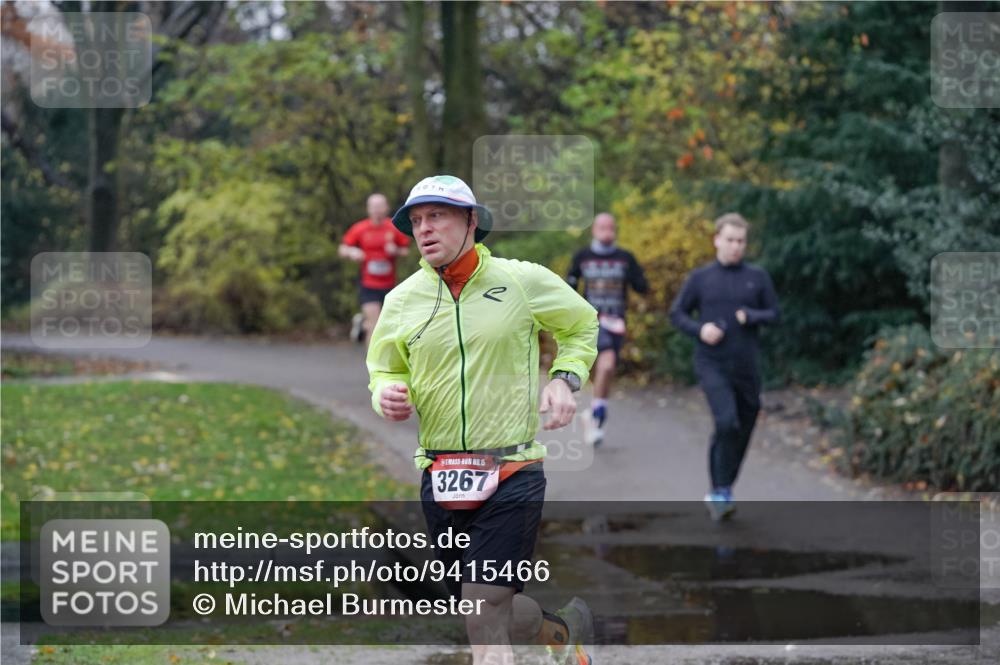 07.12.2025 - St. Pauli X-Mass-Run No. 15 Michael Burmester http://msf.ph/oto/9415466 07.12.2025 10:18:19 Laufen 15, 3267 meine-sportfotos.de