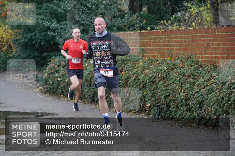 07.12.2025 - St. Pauli X-Mass-Run No. 15 Michael Burmester http://msf.ph/oto/9415474 07.12.2025 10:18:23 Laufen 456, 15, 83 meine-sportfotos.de