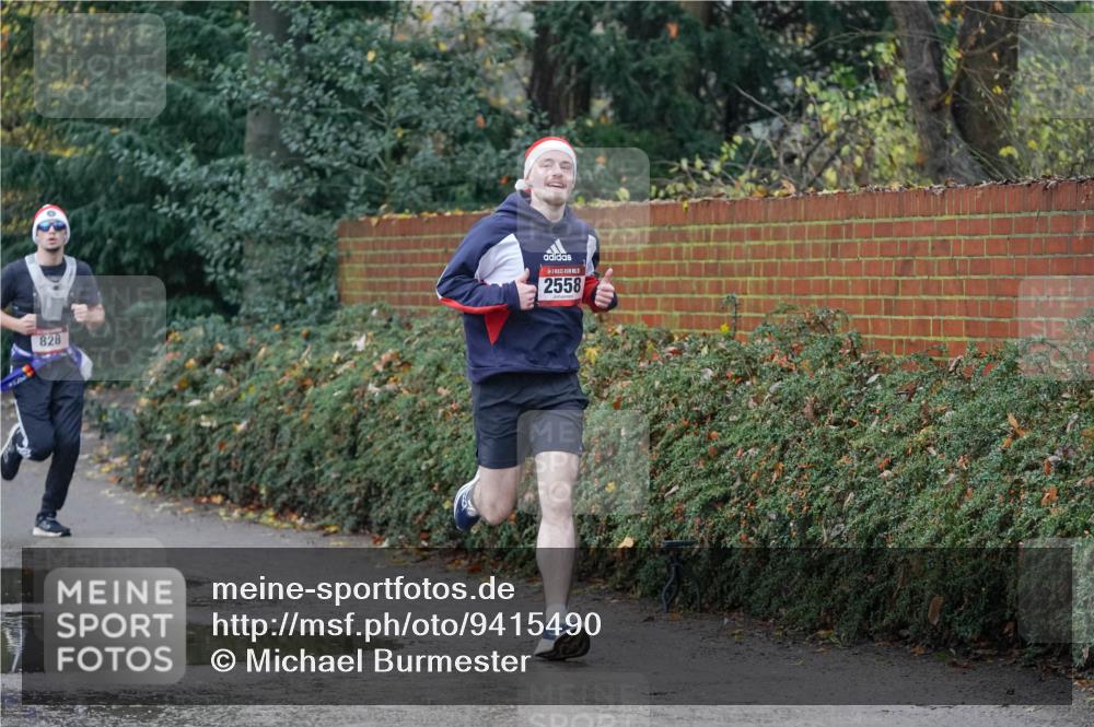 07.12.2025 - St. Pauli X-Mass-Run No. 15 Michael Burmester http://msf.ph/oto/9415490 07.12.2025 10:18:57 Laufen 828, 2558 meine-sportfotos.de
