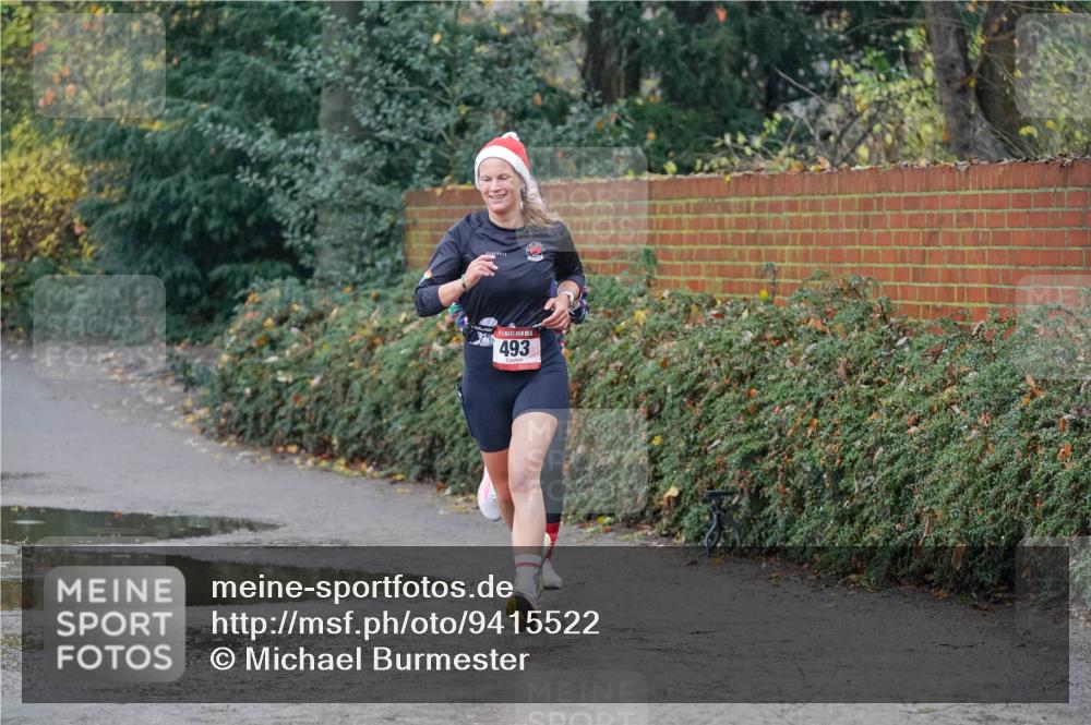 07.12.2025 - St. Pauli X-Mass-Run No. 15 Michael Burmester http://msf.ph/oto/9415522 07.12.2025 10:19:15 Laufen 5, 493 meine-sportfotos.de