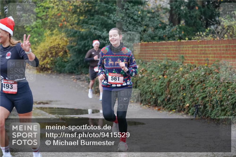 07.12.2025 - St. Pauli X-Mass-Run No. 15 Michael Burmester http://msf.ph/oto/9415529 07.12.2025 10:19:16 Laufen 493, 15, 561 meine-sportfotos.de