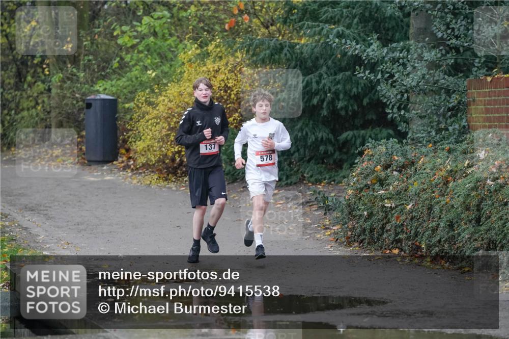 07.12.2025 - St. Pauli X-Mass-Run No. 15 Michael Burmester http://msf.ph/oto/9415538 07.12.2025 10:19:22 Laufen 137, 578 meine-sportfotos.de