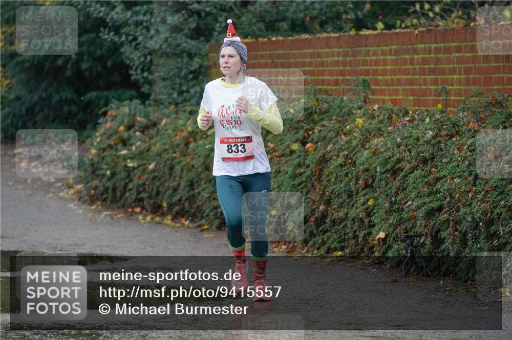 07.12.2025 - St. Pauli X-Mass-Run No. 15 Michael Burmester http://msf.ph/oto/9415557 07.12.2025 10:19:30 Laufen 15, 833 meine-sportfotos.de