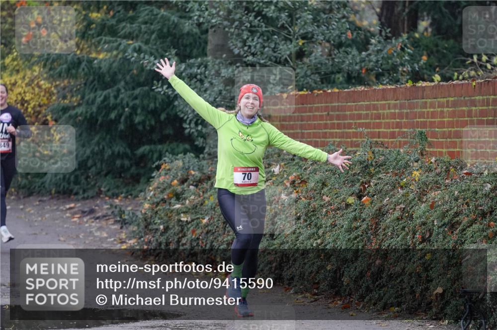 07.12.2025 - St. Pauli X-Mass-Run No. 15 Michael Burmester http://msf.ph/oto/9415590 07.12.2025 10:19:50 Laufen 849, 1, 15, 70 meine-sportfotos.de