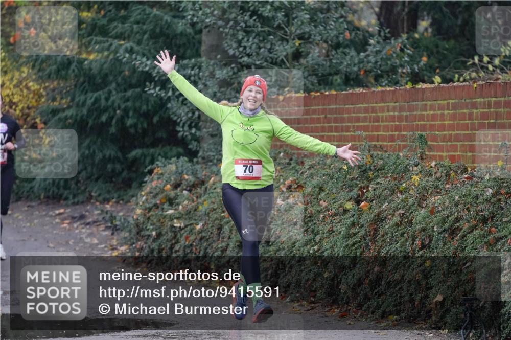 07.12.2025 - St. Pauli X-Mass-Run No. 15 Michael Burmester http://msf.ph/oto/9415591 07.12.2025 10:19:50 Laufen 15, 70 meine-sportfotos.de