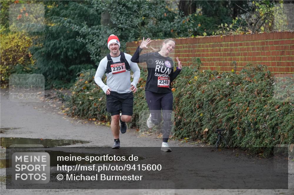 07.12.2025 - St. Pauli X-Mass-Run No. 15 Michael Burmester http://msf.ph/oto/9415600 07.12.2025 10:19:54 Laufen 2351, 2349 meine-sportfotos.de