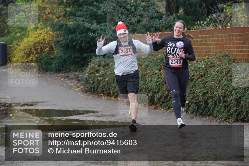 07.12.2025 - St. Pauli X-Mass-Run No. 15 Michael Burmester http://msf.ph/oto/9415603 07.12.2025 10:19:55 Laufen 2351, 5, 2349 meine-sportfotos.de