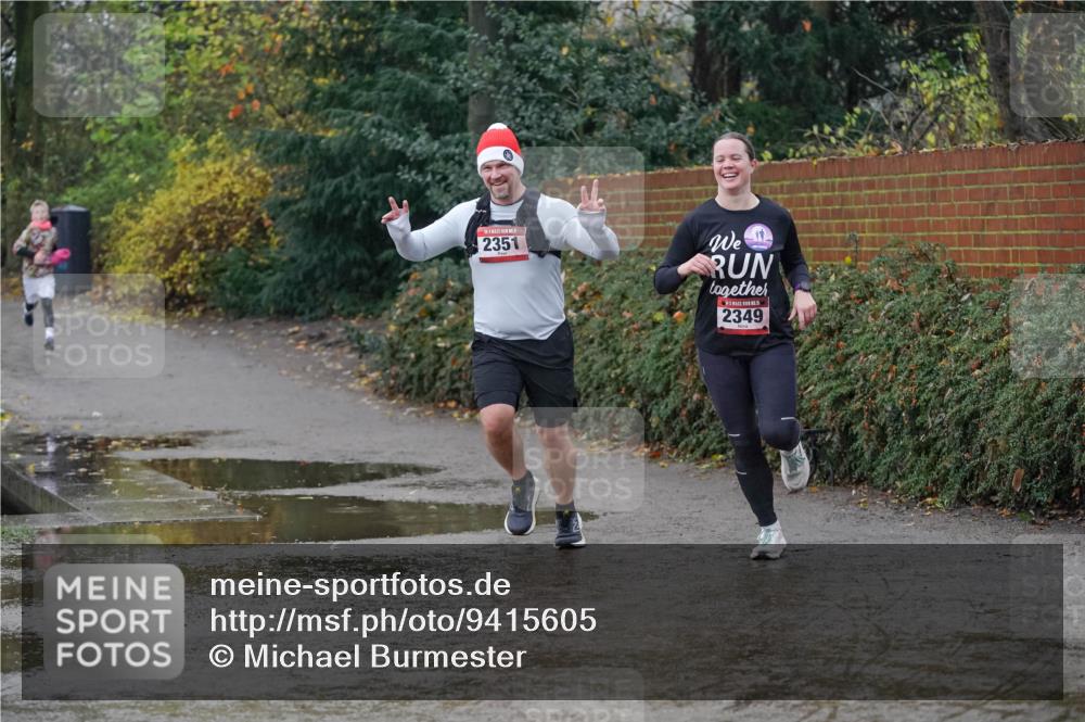07.12.2025 - St. Pauli X-Mass-Run No. 15 Michael Burmester http://msf.ph/oto/9415605 07.12.2025 10:19:55 Laufen 2351, 2349 meine-sportfotos.de