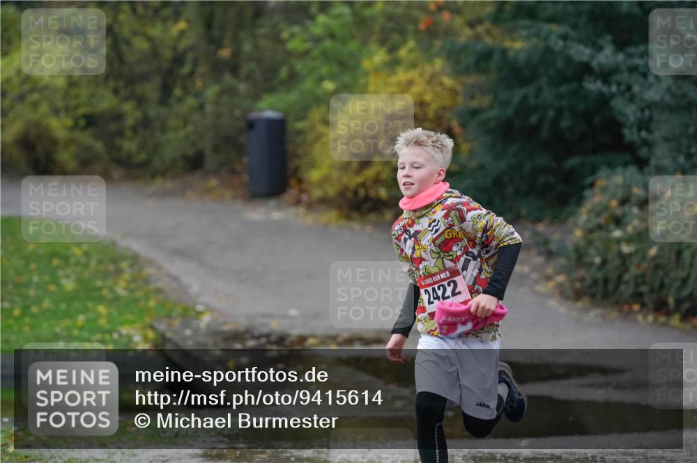 07.12.2025 - St. Pauli X-Mass-Run No. 15 Michael Burmester http://msf.ph/oto/9415614 07.12.2025 10:20:00 Laufen 15, 2422 meine-sportfotos.de