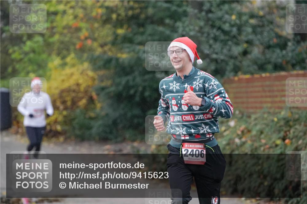 07.12.2025 - St. Pauli X-Mass-Run No. 15 Michael Burmester http://msf.ph/oto/9415623 07.12.2025 10:20:12 Laufen 5, 2406 meine-sportfotos.de