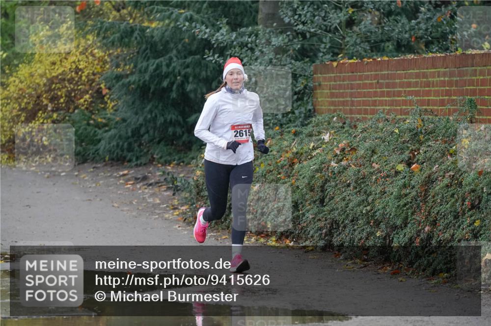 07.12.2025 - St. Pauli X-Mass-Run No. 15 Michael Burmester http://msf.ph/oto/9415626 07.12.2025 10:20:15 Laufen 2615 meine-sportfotos.de